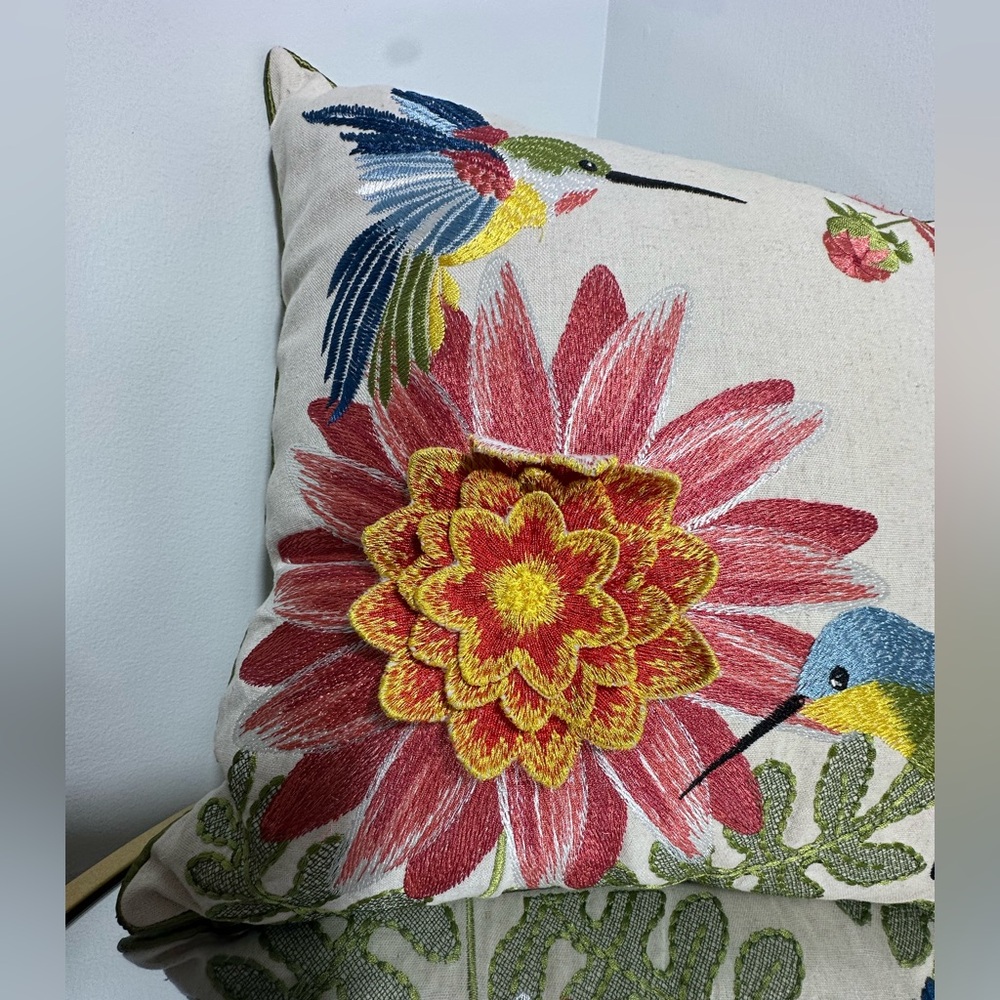 Pier 1 Decorative Embroidered Hummingbird Summer Tropical Throw Pillow - Picture 7 of 13
